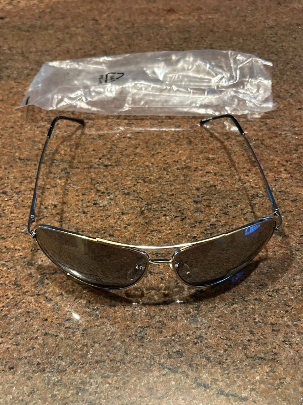 Mirrored Silver Rims Sunglasses - NWOT